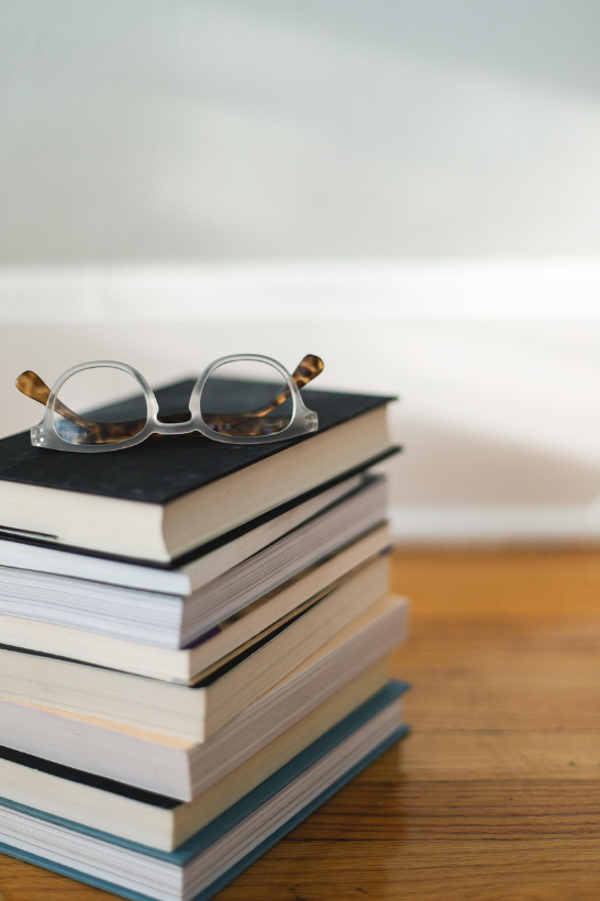 Die lange Reise der ESK-Schulbücher